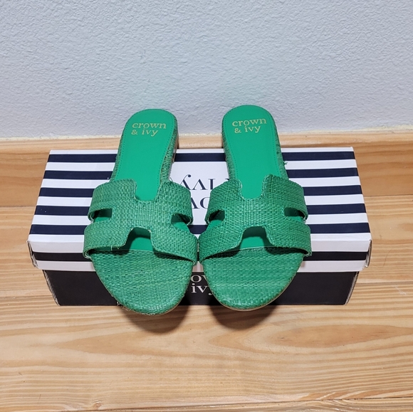 Crown & Ivy Women's Green Slide‎ Sandals Size 6 - Picture 4 of 6